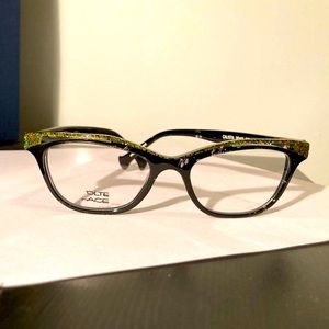 Volte Face Calista glasses-textured black w/accent